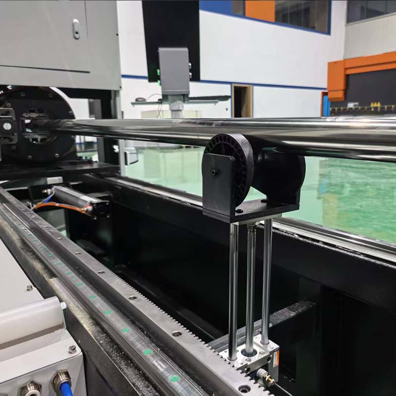 Coupe-tubes laser à fibre de q - Industrial Grade Laser Cutter avis et prix